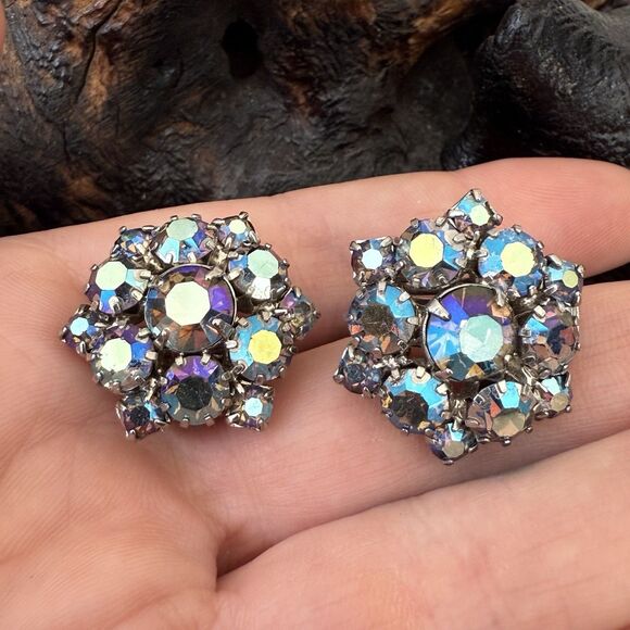Vintage Aurora Borealis AB Rhinestone Clip Earrings Blue Flower Cluster Star - Picture 3 of 9